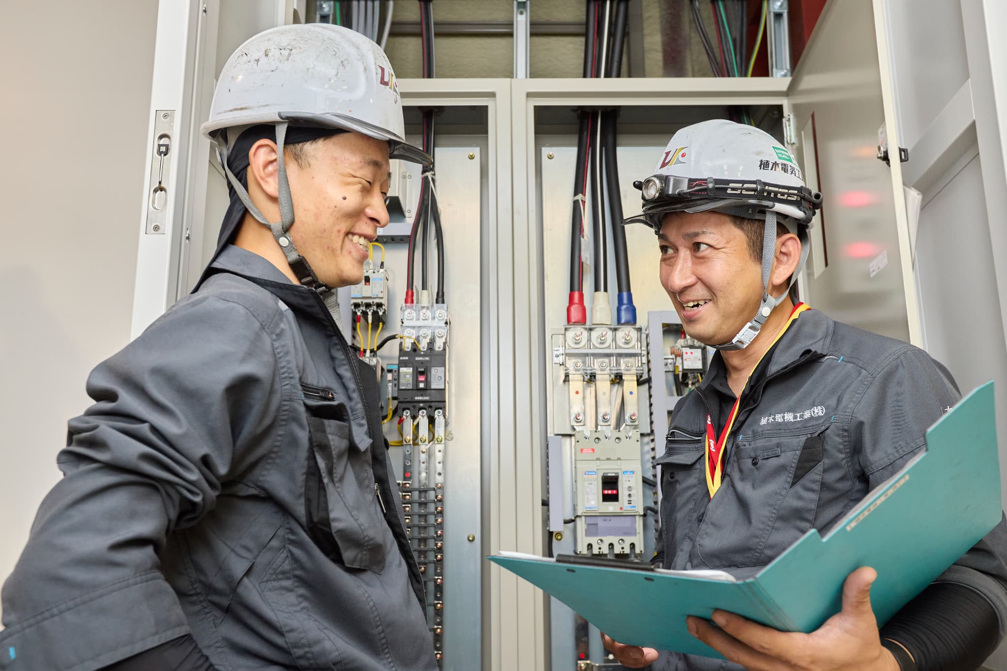 真剣に仕事をする植木電機工業株式会社 代表取締役 植木紀雄